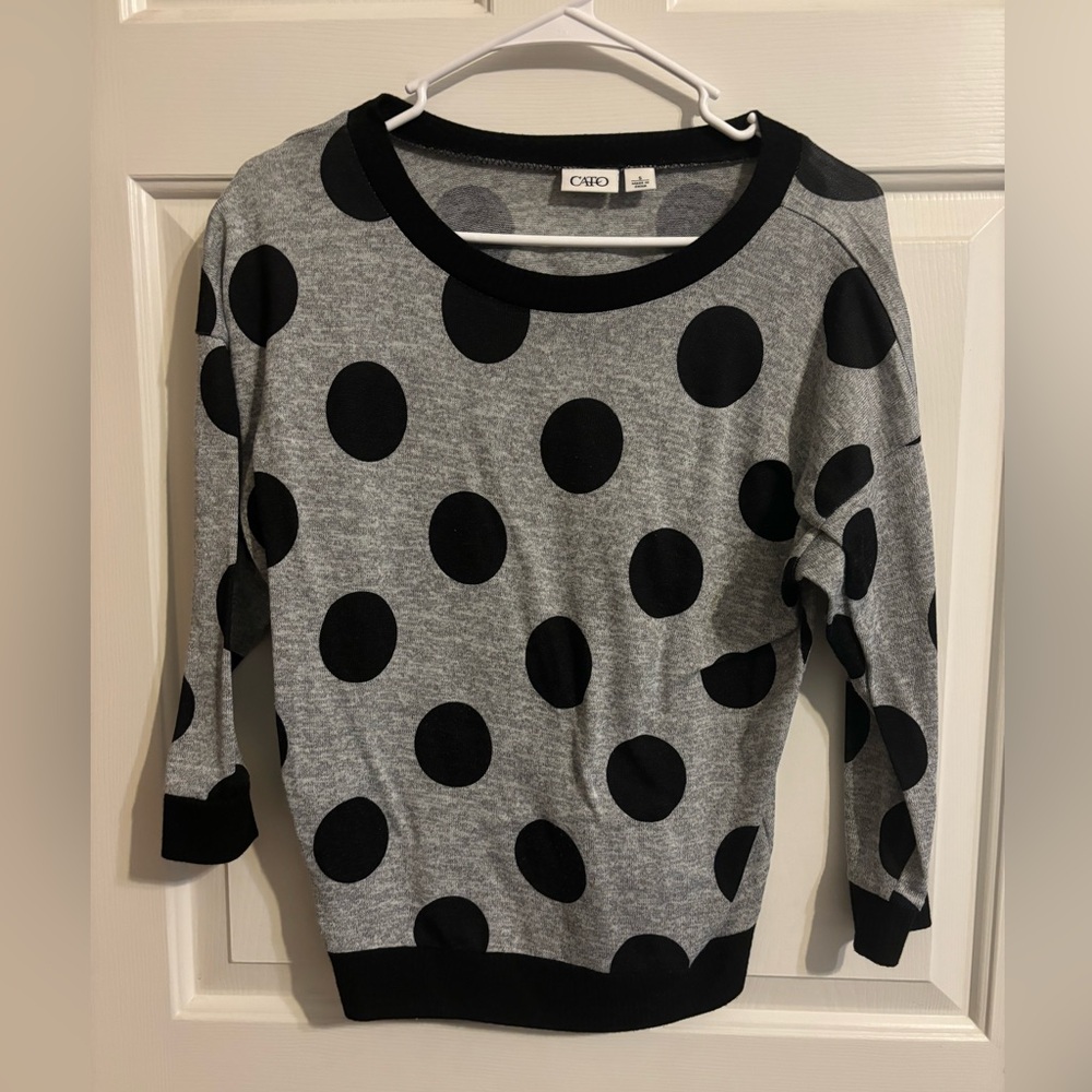 Cato women’s black and grey polka-dot sweater-size small-never worn